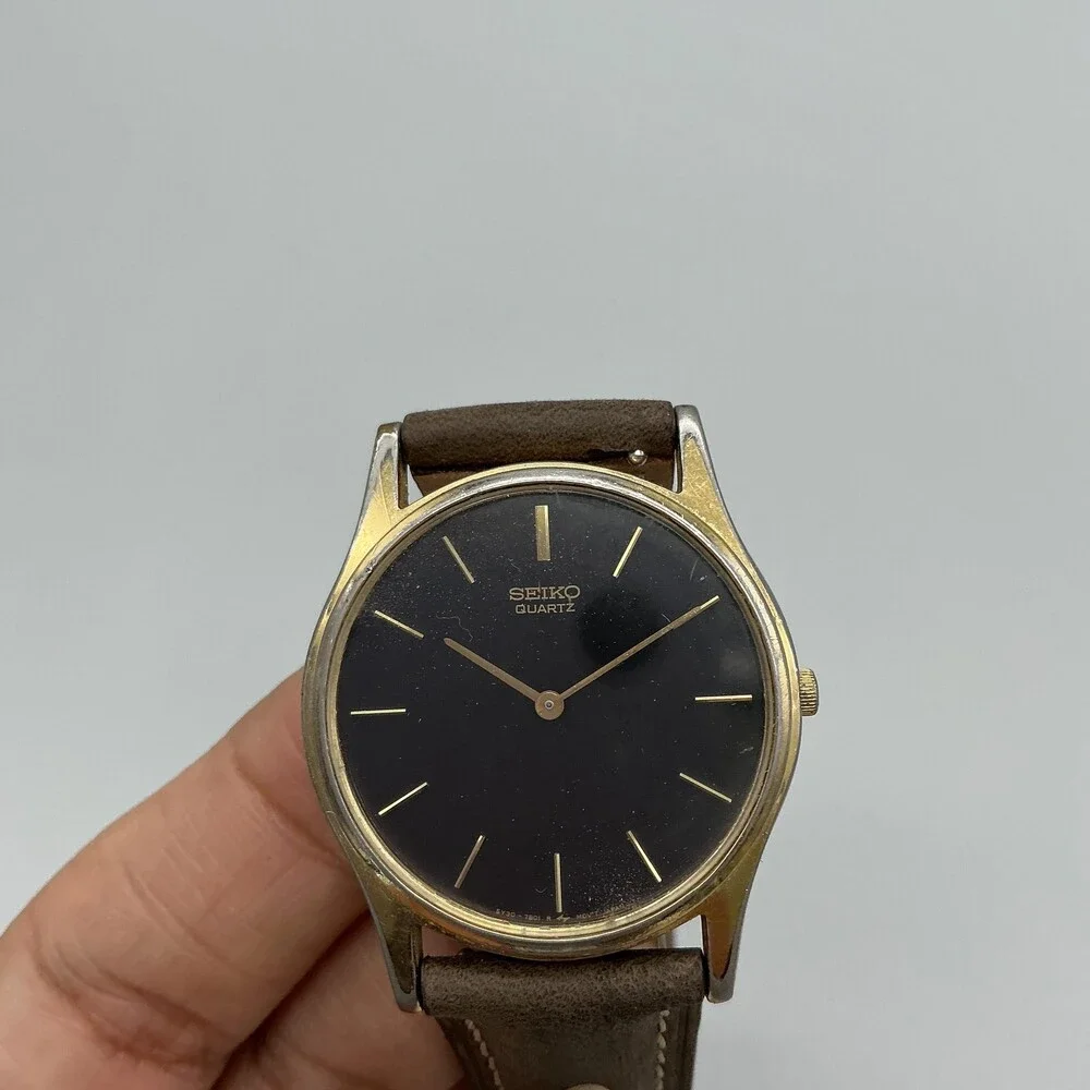 Vintage Seiko Mens Watch 32mm Black Dial Gold Tone Leather 5Y30-7A71 New Battery